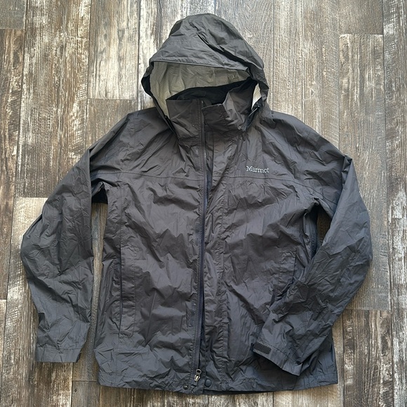 Patagonia Other - Mens Patagonia raincoat